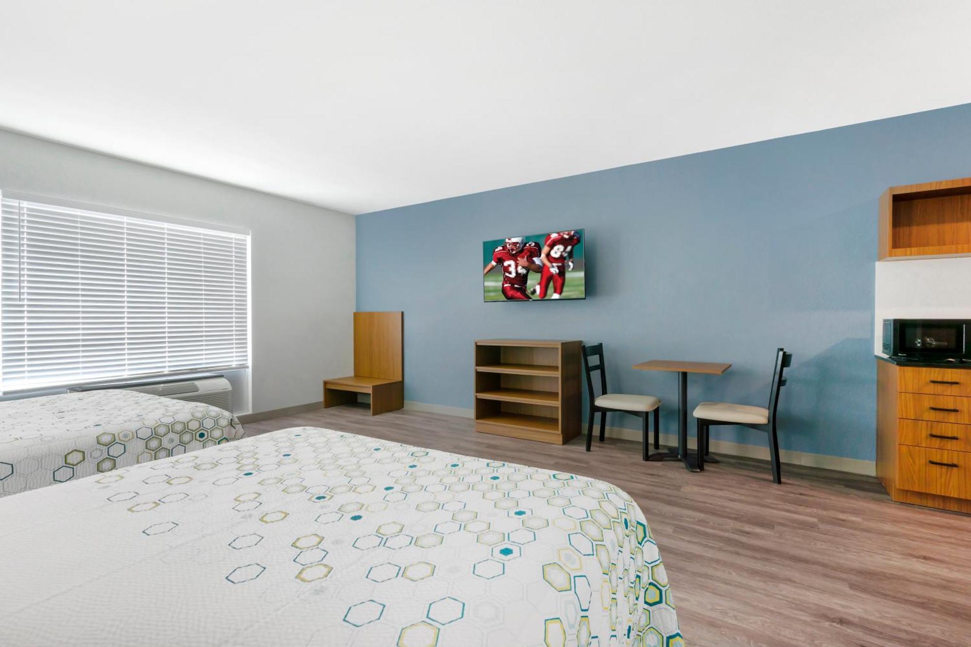 Hometowne Studios By Red Roof Tampa - Airport West Chase Esterno foto
